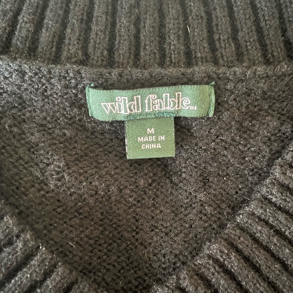 Wildfable sweater vest. Worn only a few times. Good condition - Picture 2 of 2